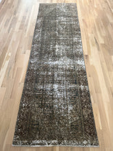 Load image into Gallery viewer, Antique Malayer 3’ x 9’10”