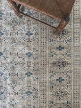 Load image into Gallery viewer, Vintage Kayseri 8’3” x 12’