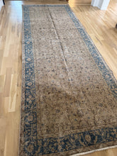 Load image into Gallery viewer, Vintage Turkish 4’10” x 12’11”