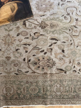 Load image into Gallery viewer, Vintage Kayseri 6’8” x 9’7”