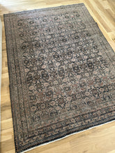 Load image into Gallery viewer, Antique Malayer 4’4” x 6’1”