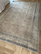 Load image into Gallery viewer, Vintage Kayseri 6’4” x 9’