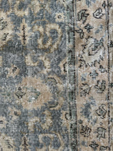 Load image into Gallery viewer, Vintage Turkish 4’8” x 7’5”