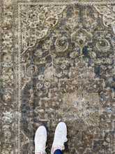 Load image into Gallery viewer, Vintage Persian 4’7” x 6’9”