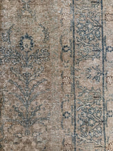 Load image into Gallery viewer, Antique Tabriz 7’8” x 10’7”
