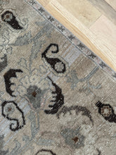 Load image into Gallery viewer, Vintage Turkish 3’6” x 6’8”