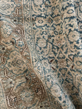 Load image into Gallery viewer, Antique Tabriz 4’7” x 6’2”