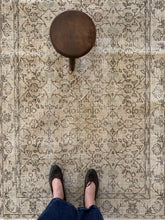 Load image into Gallery viewer, Vintage Turkish 3’7” x 6’10”