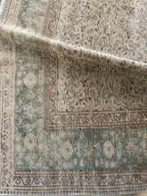 Load image into Gallery viewer, Vintage Kayseri 8’2” x 11’11”