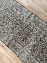 Load image into Gallery viewer, Antique Mahal 3’7” x 13’1”