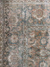 Load image into Gallery viewer, Vintage Tabriz 9’4” x 12’8”