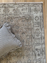 Load image into Gallery viewer, Vintage Turkish Scatter Rug 3’7” x 7’2”