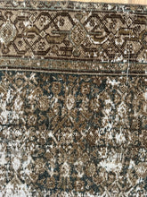 Load image into Gallery viewer, Antique Malayer 3’ x 9’10”
