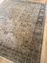 Load image into Gallery viewer, Vintage Turkish 8’3” x 10’8”