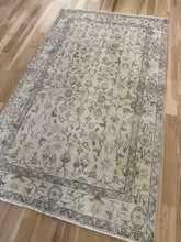 Load image into Gallery viewer, Vintage Turkish 3’11” x 6’8”