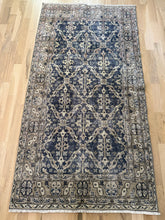 Load image into Gallery viewer, Vintage Turkish 3’6”x 6’9”