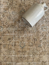 Load image into Gallery viewer, Vintage Turkish 7’9” x 12’1”