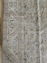Load image into Gallery viewer, {ON HOLD} Vintage Turkish 9’ x 11’8”
