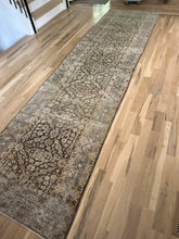 Load image into Gallery viewer, Antique Mahal 3’7” x 13’1”