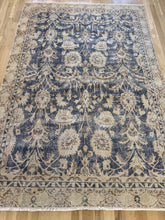 Load image into Gallery viewer, Vintage Turkish 6’ x 8’10”