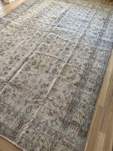 Load image into Gallery viewer, {ON HOLD} Vintage Turkish 7’9” x 11’2”