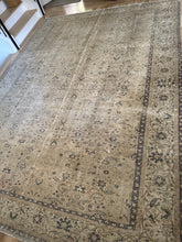 Load image into Gallery viewer, Vintage Kayseri 8’10” x 12’4”