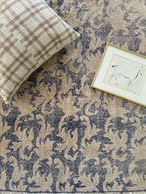 Load image into Gallery viewer, Vintage Turkish 6’8” x 9’9”