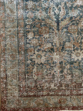 Load image into Gallery viewer, Antique Mahal 3’4” x 12’7”