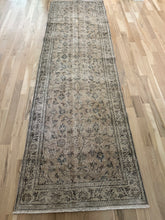 Load image into Gallery viewer, Vintage Turkish 3’ x 10’3”