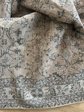 Load image into Gallery viewer, Vintage Turkish 7’5” x 10’5”