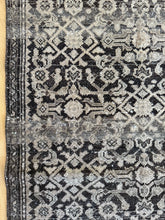 Load image into Gallery viewer, Vintage Malayer 2’9” x 9’7”