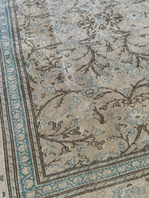 Load image into Gallery viewer, Vintage Kayseri 7’4” x 11’1”