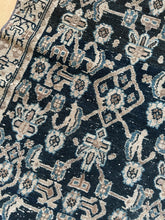 Load image into Gallery viewer, Antique Malayer 3’ x 13’2”