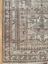 Load image into Gallery viewer, Antique Heriz 3’2” x 5’2”