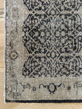Load image into Gallery viewer, Vintage Burdur 3’7” x 5’10”