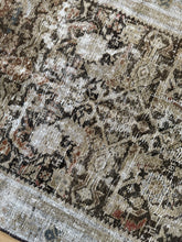 Load image into Gallery viewer, Antique Malayer 2’6” x 9’6”