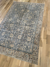 Load image into Gallery viewer, Vintage Turkish 4’8” x 7’5”