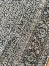 Load image into Gallery viewer, Antique Tabriz 9’2” x 12’10”