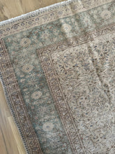 Load image into Gallery viewer, Vintage Kayseri 8’2” x 11’11”
