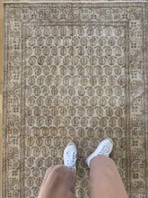Load image into Gallery viewer, Vintage Turkish 3’8” x 6’8”