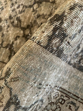 Load image into Gallery viewer, Antique Tabriz 6’5” x 9’9”