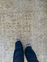 Load image into Gallery viewer, Vintage Turkish 9’ x 11’8”