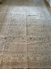 Load image into Gallery viewer, Vintage Turkish 8’2” x 12’3”
