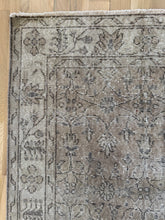 Load image into Gallery viewer, Vintage Turkish Scatter Rug 3’7” x 7’2”