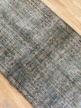 Load image into Gallery viewer, Antique Malayer 2’9” x 13’11”