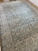 Load image into Gallery viewer, Vintage Doroksh 9’6” x 13’7”