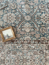 Load image into Gallery viewer, Vintage Doroksh 9’6” x 13’7”