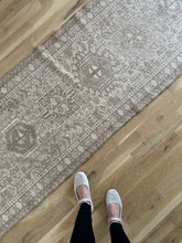 Load image into Gallery viewer, Antique Heriz 2’6” x 8’2”