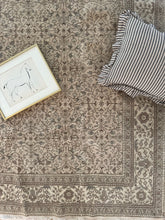 Load image into Gallery viewer, Vintage Kayseri 6’7” x 9’4”
