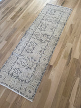 Load image into Gallery viewer, Vintage Turkish 2’3” x 6’11”